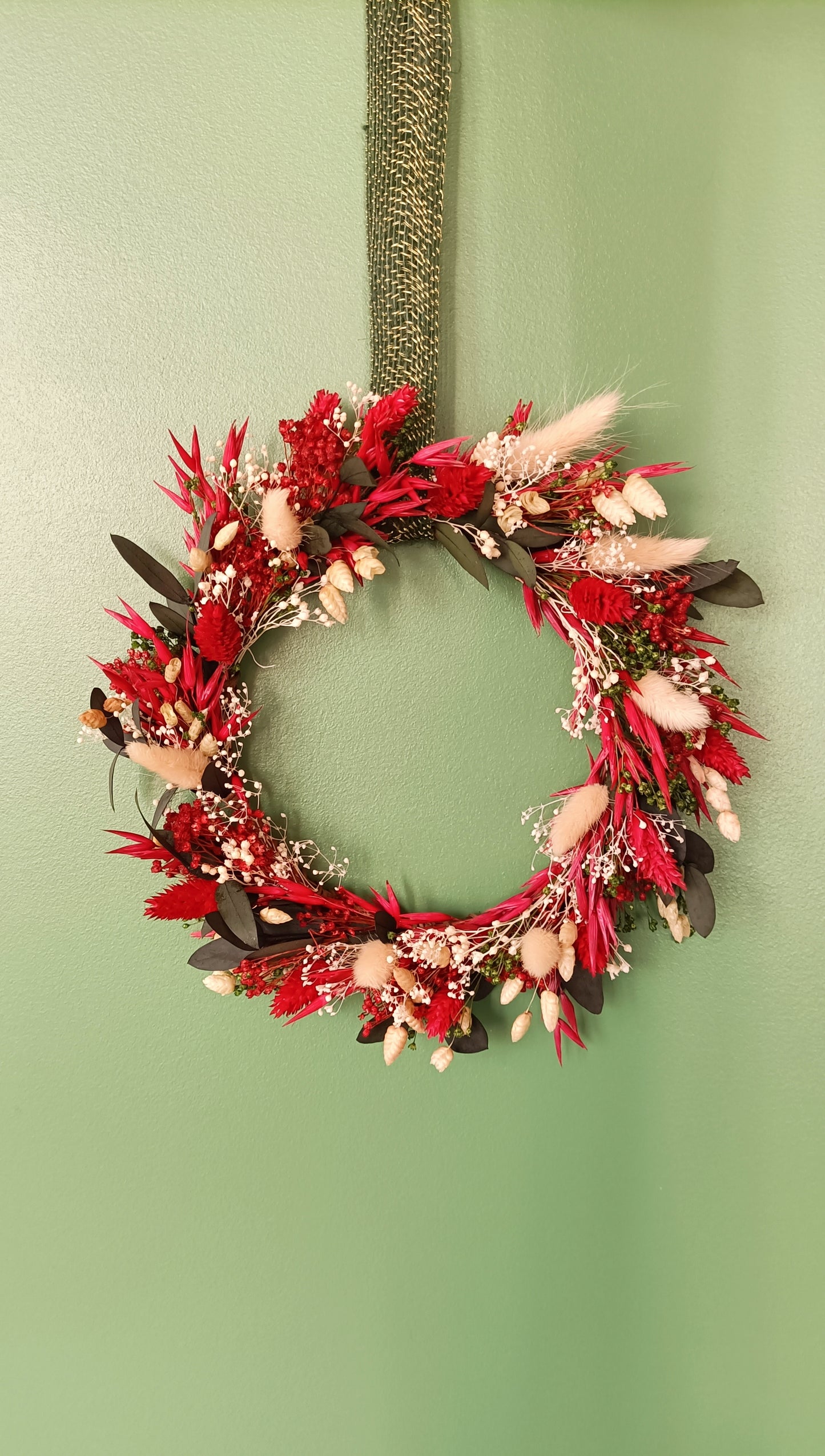 Couronne Noël de fleurs séchées et stabilisées